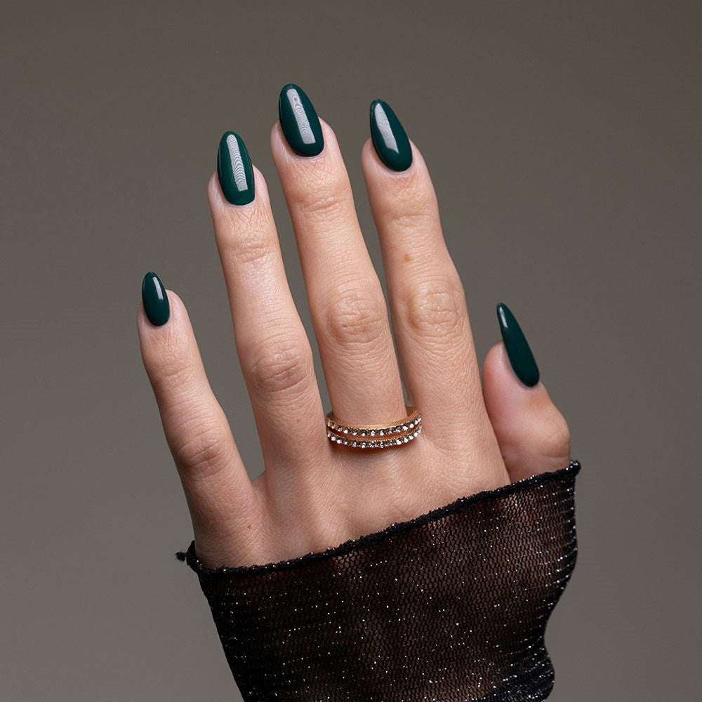 Gelous Ivy gel nail polish - photographed in New Zealand on model