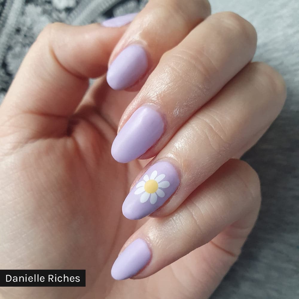 Gelous Daisies Nail Stickers - Instagram Photo